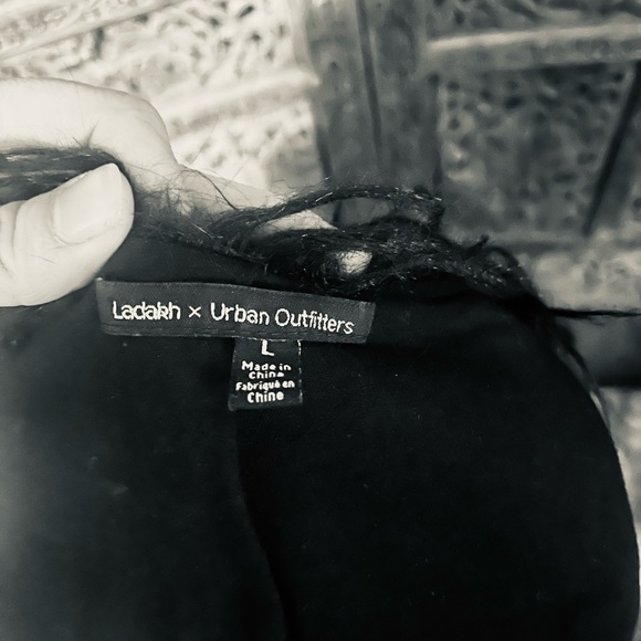 Urban Outfitters Faux Jacket - Picture 3 of 3